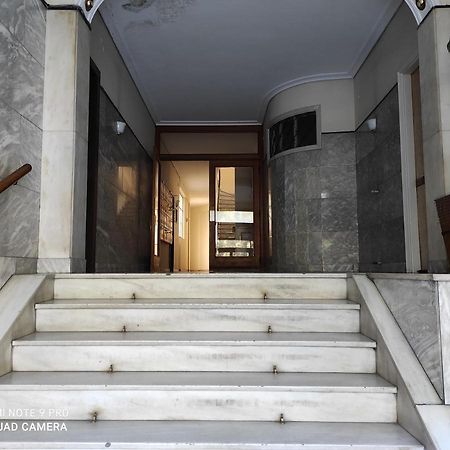Ferienwohnung Zeus At The 3Rd Floor Athen Exterior foto